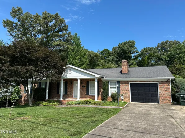 202 Pinecrest Dr, Greeneville, TN 37743