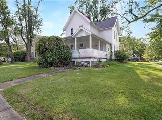 145 N Vine St, Medina, OH 44256