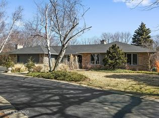 2744 Mavor Ln, Highland Park, IL 60035