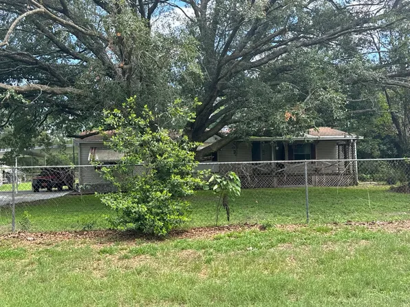 18649 Saint Paul Dr, Spring Hill, FL 34610