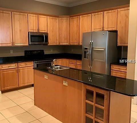 5th image of 404 S Tampania Ave Unit A