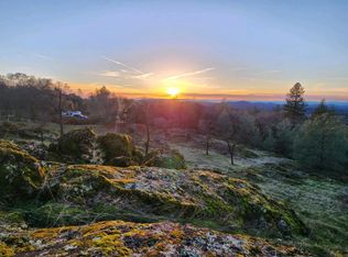 24988 Rodeo Flat Rd, Auburn, CA 95602