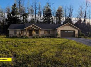 1300 Saw Mill Ln, Charlevoix, MI 49720