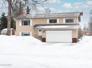 613 Laurel Dr, Kenai, AK 99611