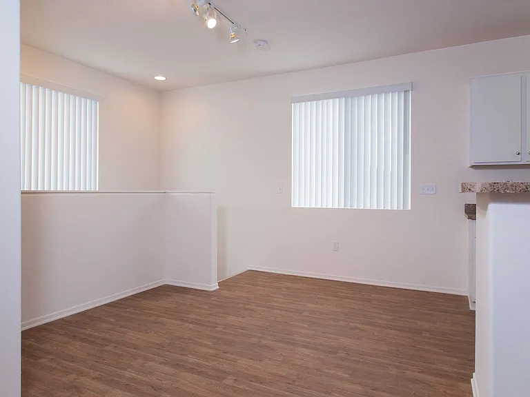 Avila Apartment Homes — Photo 100