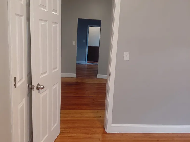 488 Ridge St #1 — Photo 11