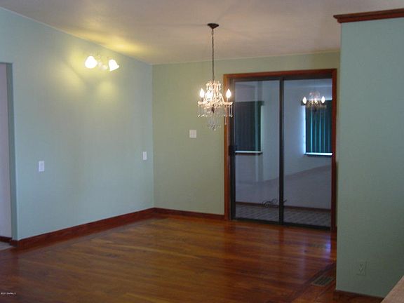 4th image of 22310 W Sunshine Dr