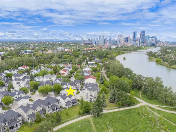 142 SW Inglewood Point SE, Calgary, AB T2G 5K6