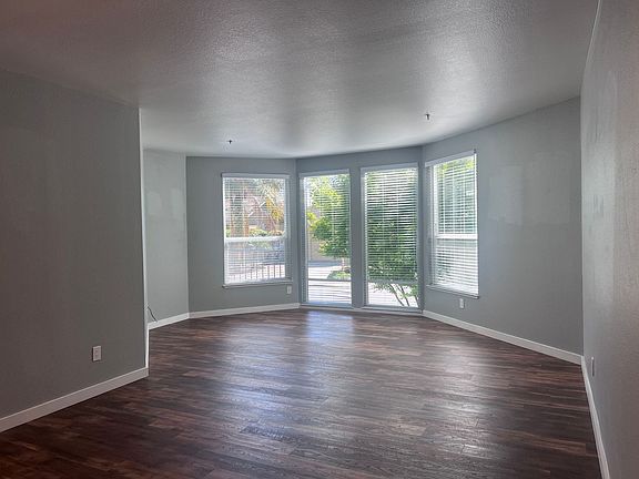 3rd image of 411 Park Ave Unit 113