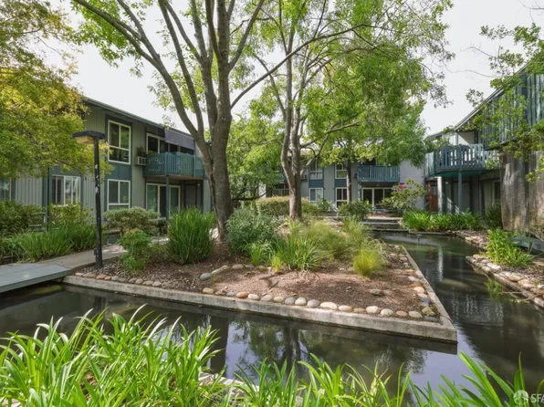 1036 Oak Grove Rd #60, Concord, CA 94521