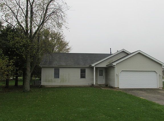 2nd image of 105 E Kross St