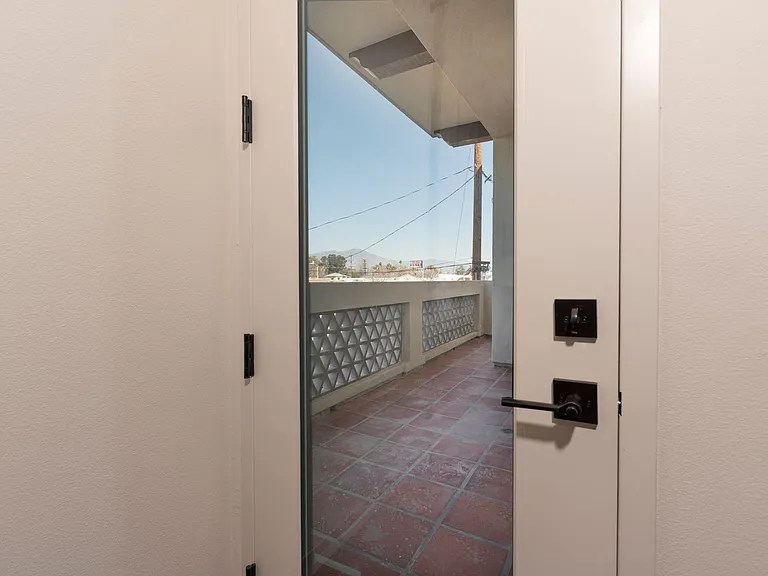 Mission View Residences — Photo 26
