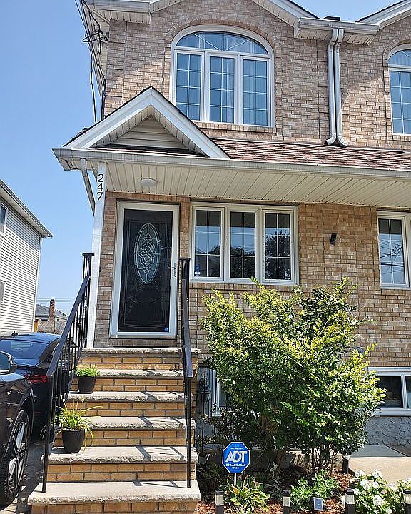 2nd image of 247 Norway Ave