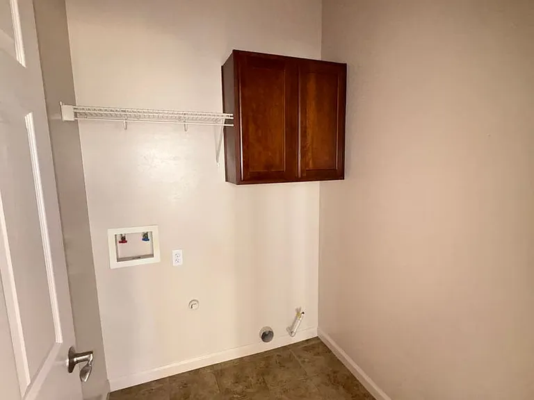 3310 N Tilden Ct — Photo 31