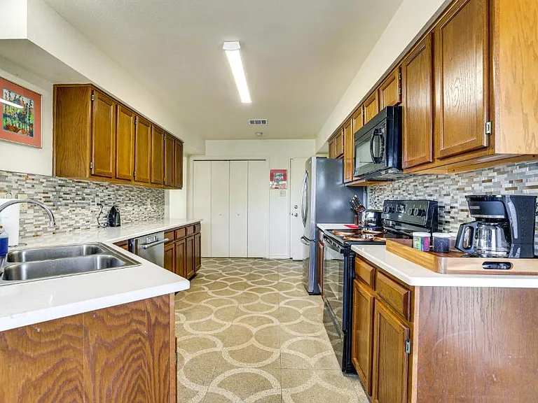 25926 Mahogony Trl — Photo 26