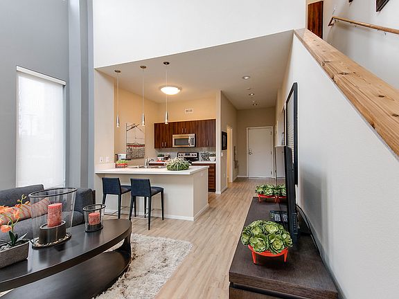 5th image of 1200 4th St #2-425