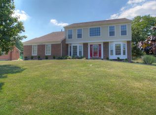 499 Gennie Ln, Cincinnati, OH 45244