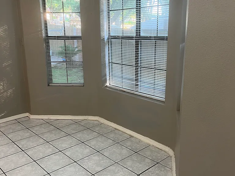 5230 Ebony Dr — Photo 11