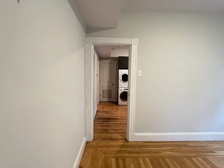27 Marney St — Photo 4