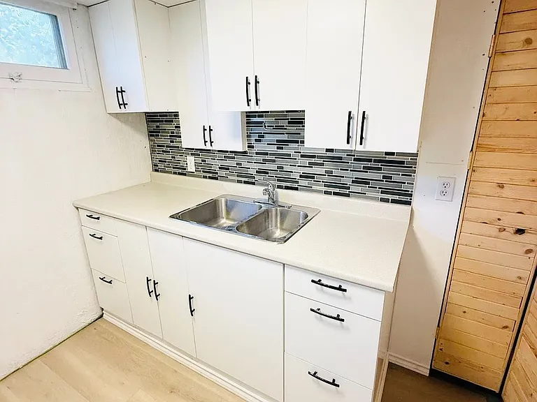 11 Rambler Pl #BASEMENT — Photo 17