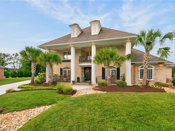 2648 Willowlawn Way, Virginia Beach, VA 23456