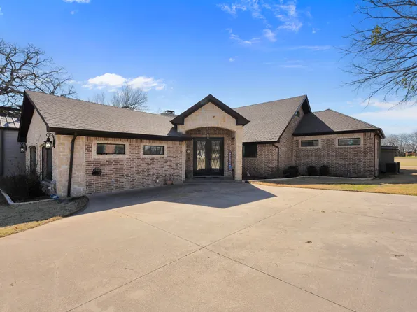 5014 Largo Dr, Granbury, TX 76049