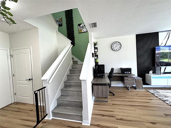 4th image of 3471 FOX HUNT DRIVE