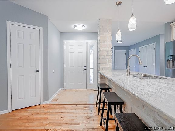3rd image of 260 Evergreen Dr