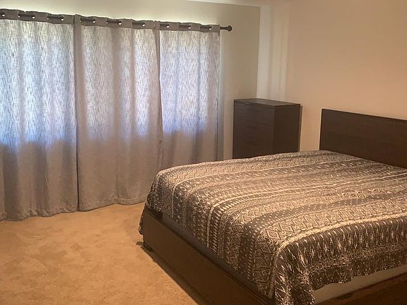 4th image of 11839 Andrews Pl