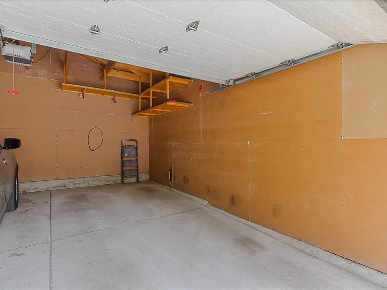 7028 N Ridge Blvd #2S — Photo 24