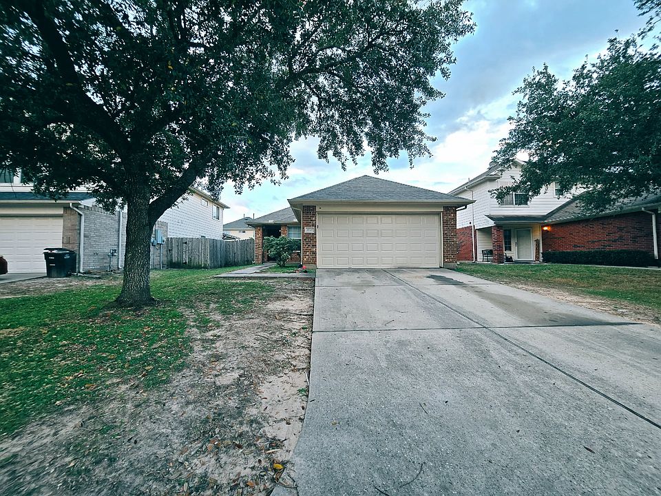 1st image of 9010 Grackle Run Ln