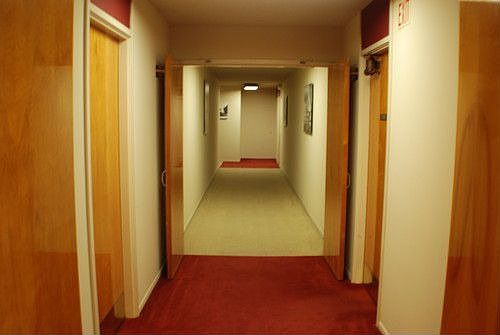 5th image of 33 Hayward Ave