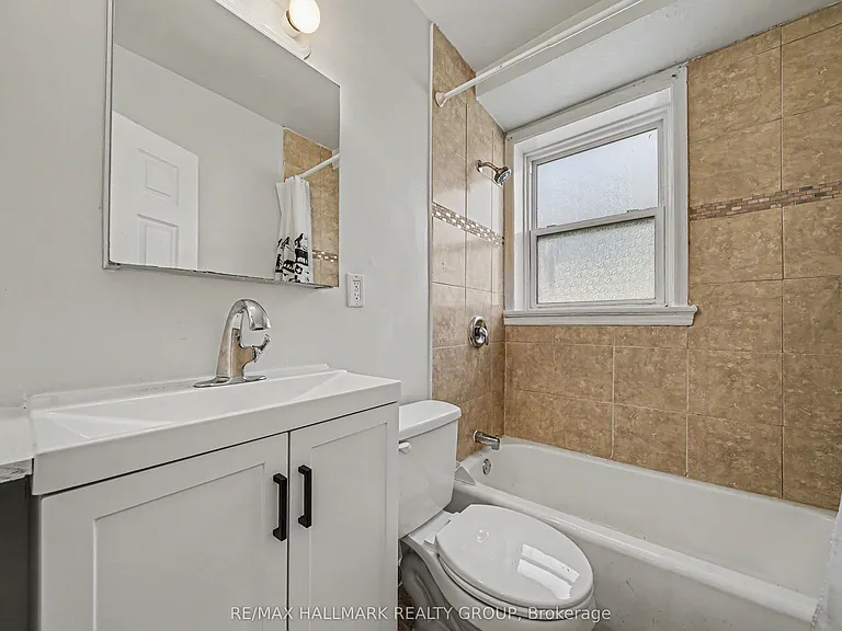 234 Frank St #2 — Photo 16