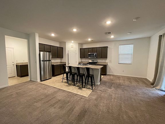 4th image of 5264 Steptoe St