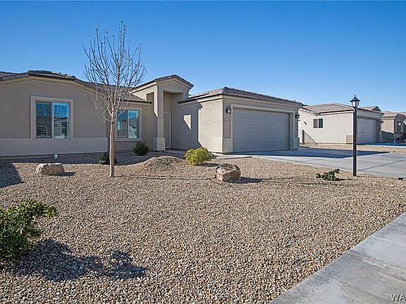 3rd image of 2734 E Colina Vista