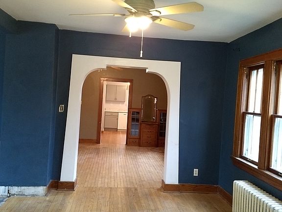 2nd image of W57N524 Hilbert Ave