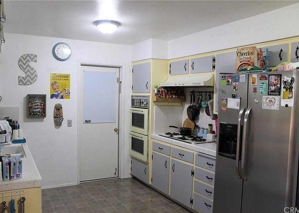 2nd image of 13074 California St