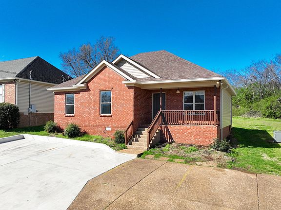 3rd image of 122 Larkin Springs Rd