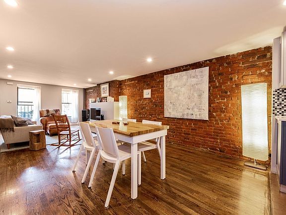 5th image of 219 Lexington Ave #1