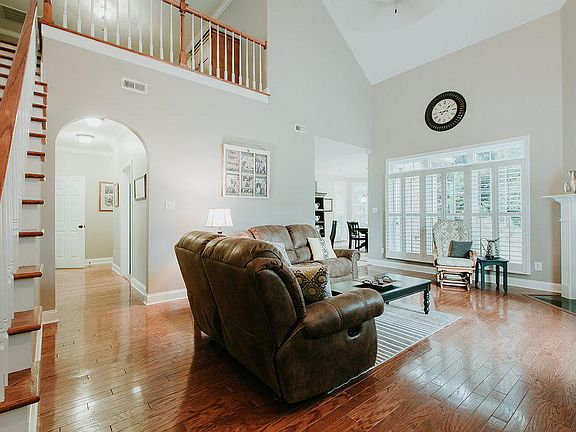 4th image of 8649 Belle Mina Way