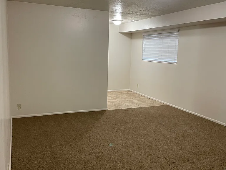 15 E 600 N — Photo 14
