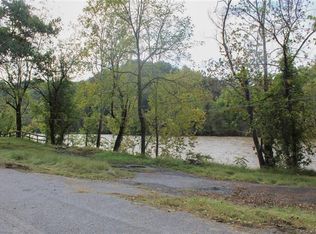 9999 Redmon Rd, Marshall, NC 28753