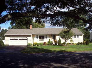 19 Darlene Ave, Pittsfield, MA 01201