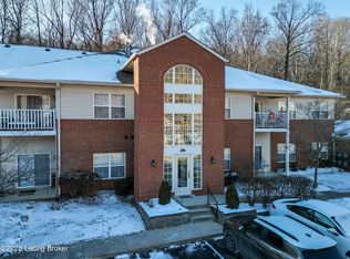 9206 Hawthorne Pointe Dr UNIT 202, Louisville, KY 40272