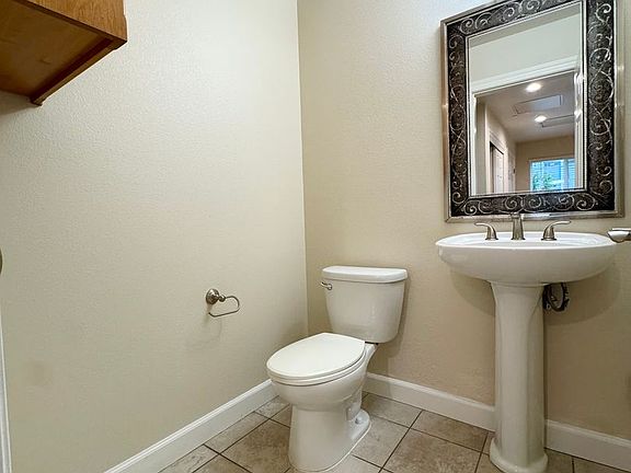 2nd image of 1437 Wyla Walk Unit B