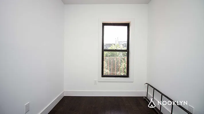 Rented by Nooklyn NYC LLC | media 31