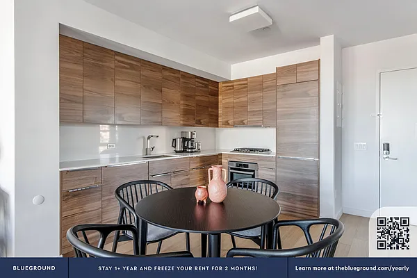 Rented by The Blueground | media 8