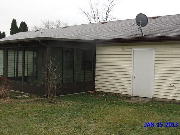 3rd image of 108 Lawnview Dr