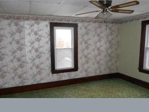 5th image of 12603 Vernon St