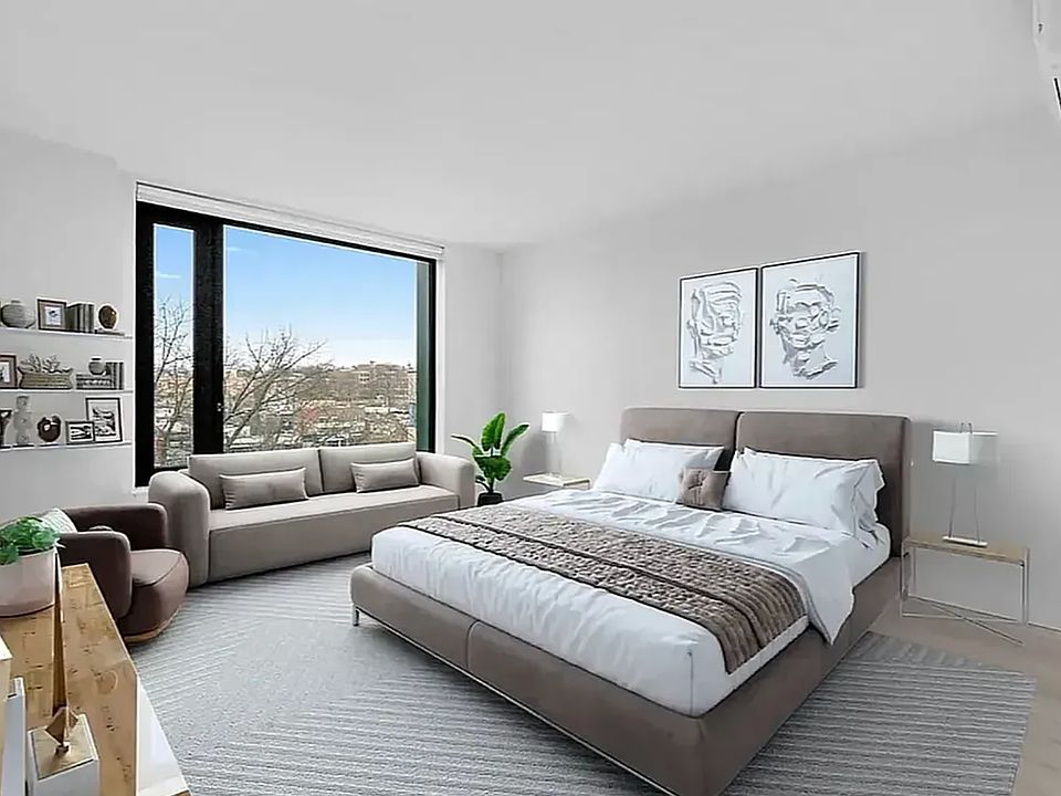 1st image of 15310 88th Ave #424